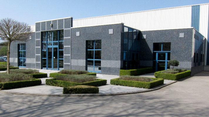 Onze kantoren en productiegebouwen in Oudsbergen